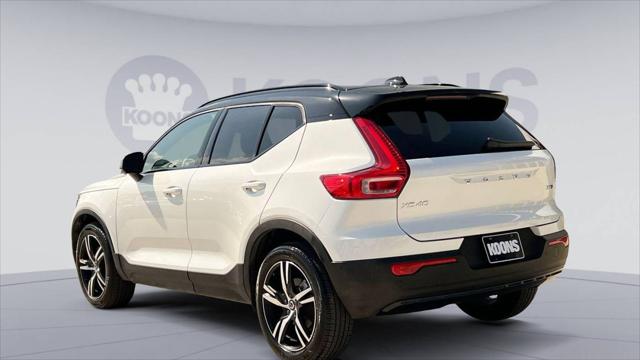 2021 Volvo XC40 T5 R-Design