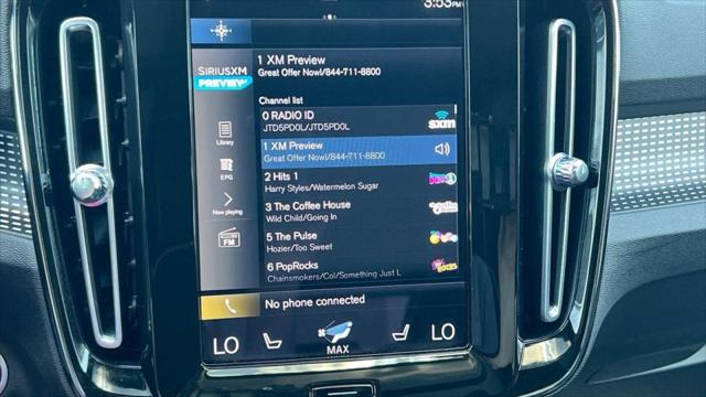 2021 Volvo XC40 T5 R-Design