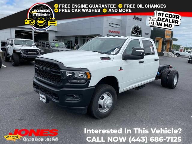 2024 RAM Ram 3500 Chassis Cab RAM 3500 TRADESMAN CREW CAB CHASSIS 4X4 60 CA