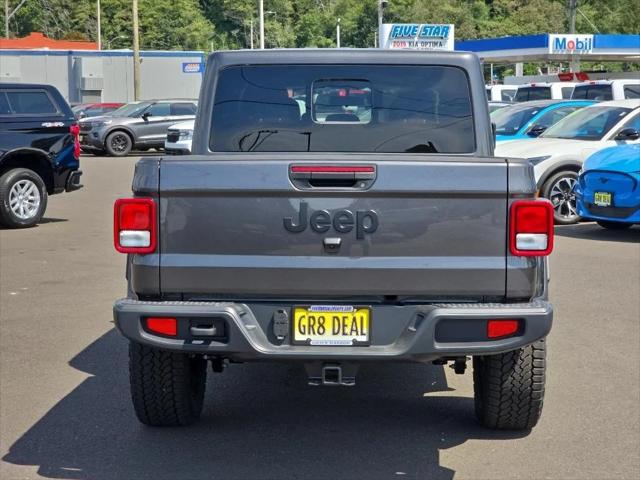 2024 Jeep Gladiator GLADIATOR NIGHTHAWK 4X4