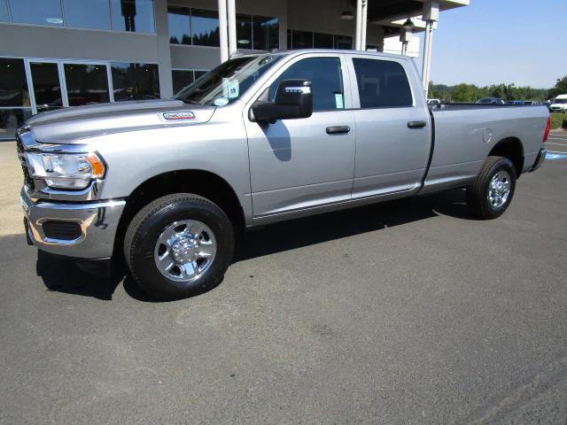 2024 RAM Ram 2500 RAM 2500 TRADESMAN CREW CAB 4X4 8 BOX