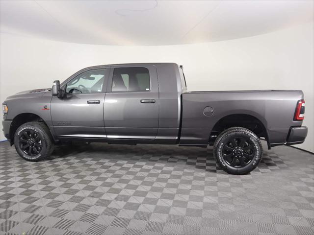 2024 RAM Ram 3500 RAM 3500 LARAMIE MEGA CAB 4X4 64 BOX