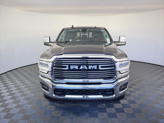 2024 RAM Ram 3500 RAM 3500 LARAMIE MEGA CAB 4X4 64 BOX