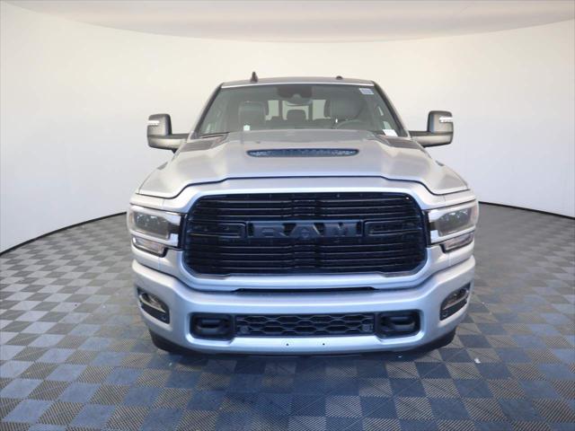 2024 RAM Ram 3500 RAM 3500 LARAMIE MEGA CAB 4X4 64 BOX