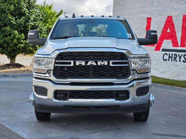 2024 RAM Ram 3500 RAM 3500 TRADESMAN CREW CAB 4X4 8 BOX