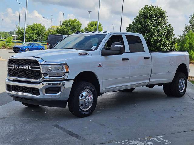 2024 RAM Ram 3500 RAM 3500 TRADESMAN CREW CAB 4X4 8 BOX