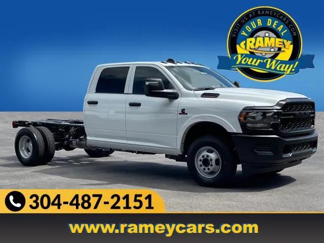 2024 RAM Ram 3500 Chassis Cab RAM 3500 TRADESMAN CREW CAB CHASSIS 4X4 60 CA