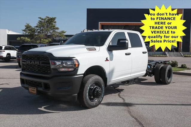 2024 RAM Ram 3500 Chassis Cab RAM 3500 TRADESMAN CREW CAB CHASSIS 4X4 60 CA