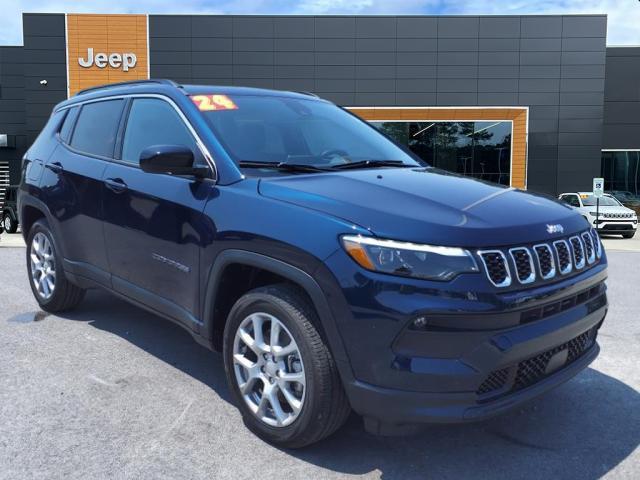 2024 Jeep Compass COMPASS LATITUDE LUX 4X4