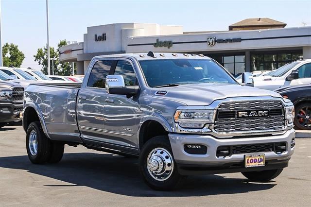 2024 RAM Ram 3500 RAM 3500 LIMITED CREW CAB 4X4 8 BOX