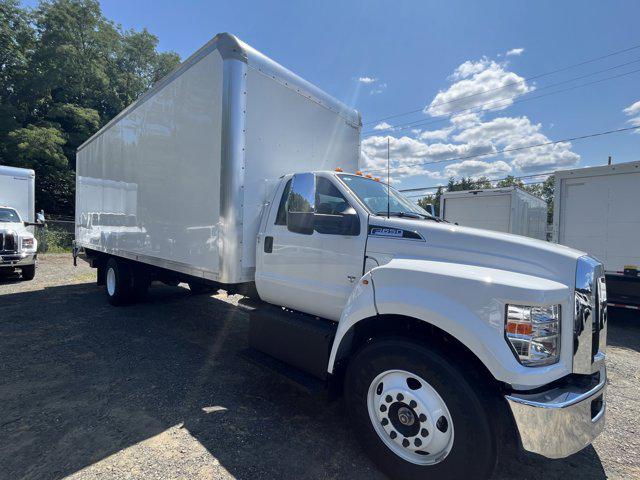 2025 Ford F-650 Box Dry Freight