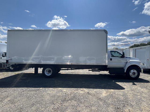 2025 Ford F-650 Box Dry Freight