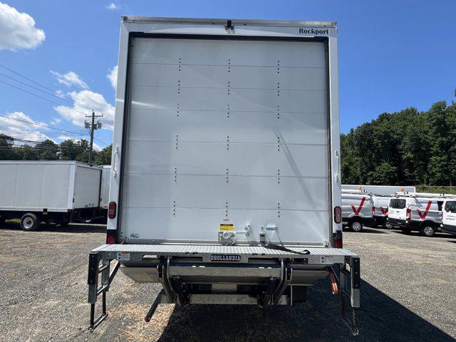 2025 Ford F-650 Box Dry Freight