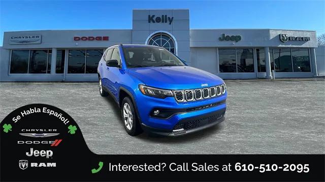 2024 Jeep Compass COMPASS LATITUDE 4X4