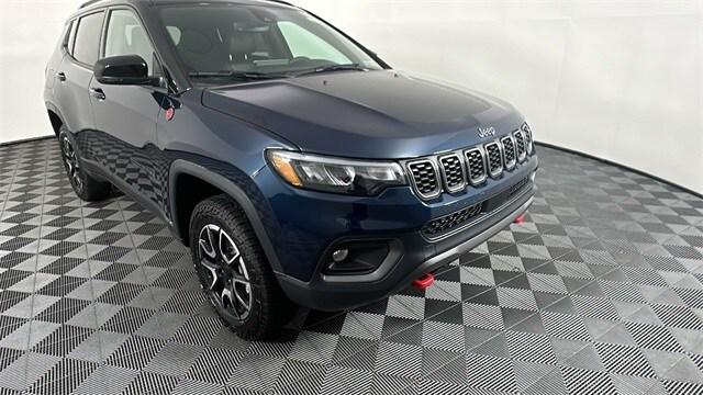 2024 Jeep Compass COMPASS TRAILHAWK 4X4