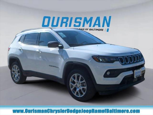 2024 Jeep Compass COMPASS LATITUDE LUX 4X4