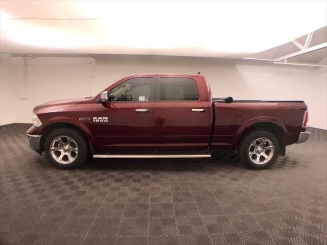 2018 RAM 1500 Laramie Crew Cab 4x4 64 Box