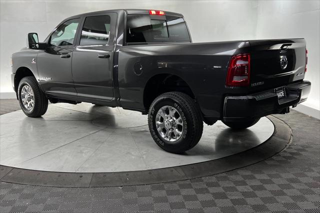 2024 RAM 2500 Laramie Crew Cab 4x4 64 Box