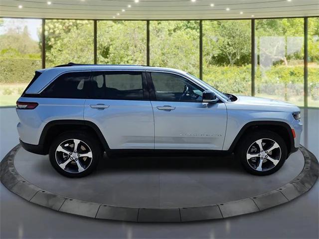 2023 Jeep Grand Cherokee 4xe Base 4xe