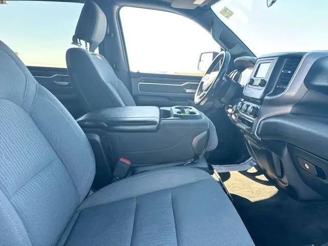 2021 Ram 1500 Big Horn Crew Cab 4x4 5'7" Box