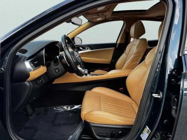 2022 Genesis G70 2.0T AWD