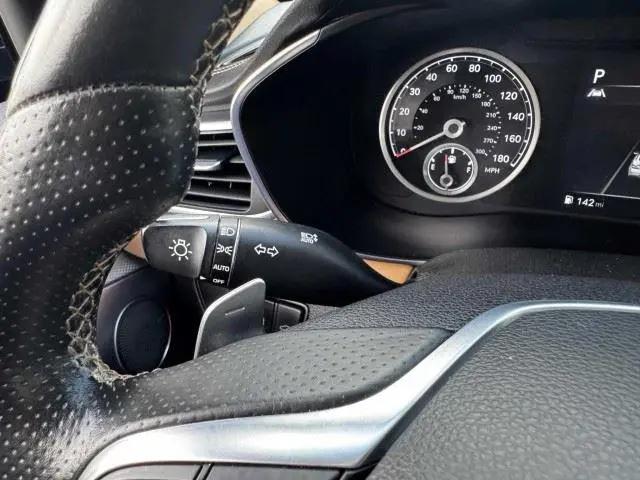 2022 Genesis G70 2.0T AWD