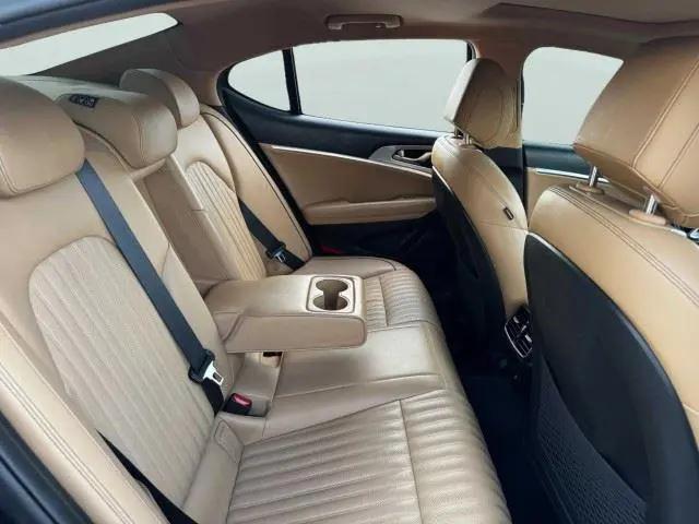 2022 Genesis G70 2.0T AWD