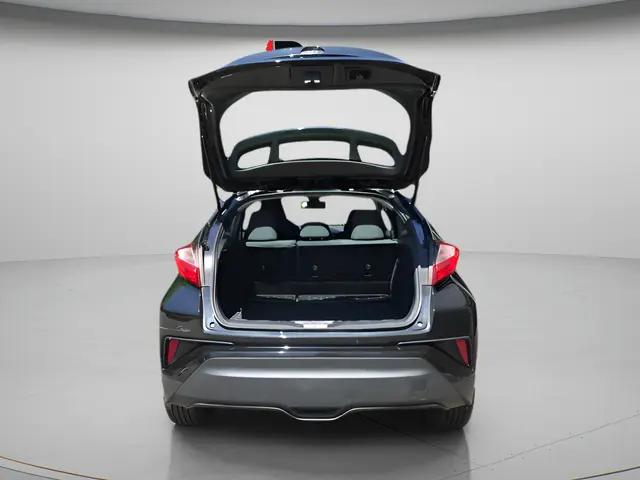 2021 Toyota C-HR LE