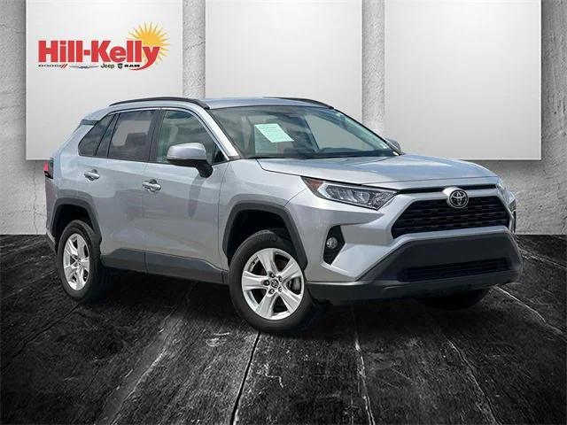 2020 Toyota RAV4 XLE