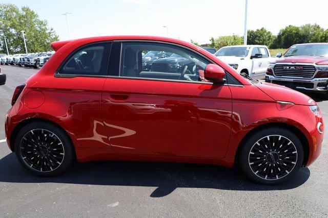 2024 Fiat FIAT 500e 500e INSPI(RED)