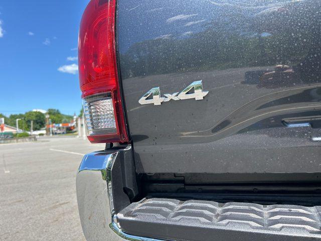 2023 Toyota Tacoma SR5 V6