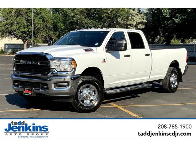 2024 RAM Ram 3500 RAM 3500 TRADESMAN CREW CAB 4X4 8 BOX