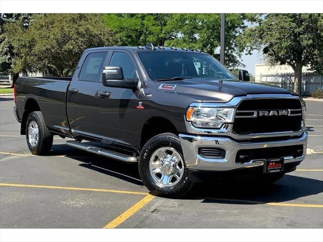 2024 RAM Ram 3500 RAM 3500 TRADESMAN CREW CAB 4X4 8 BOX