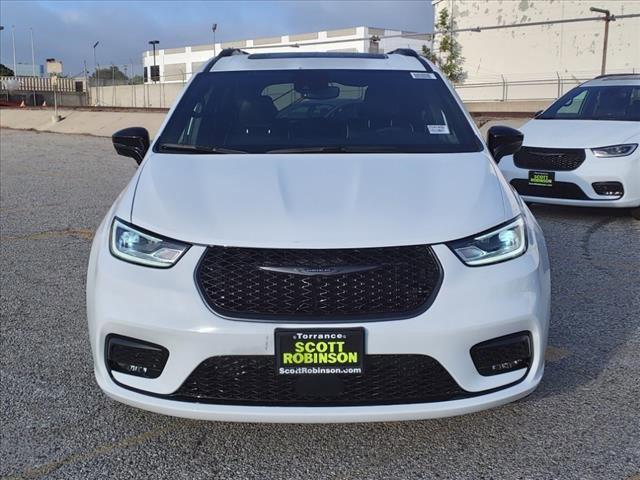 2024 Chrysler Pacifica PACIFICA LIMITED