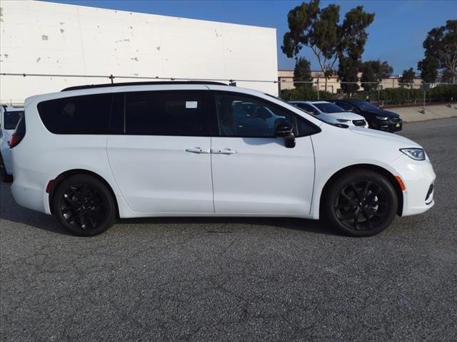 2024 Chrysler Pacifica PACIFICA LIMITED