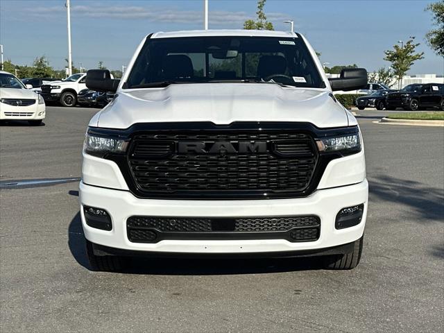 2025 RAM Ram 1500 RAM 1500 TRADESMAN CREW CAB 4X4 57 BOX