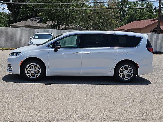 2024 Chrysler Pacifica PACIFICA LIMITED