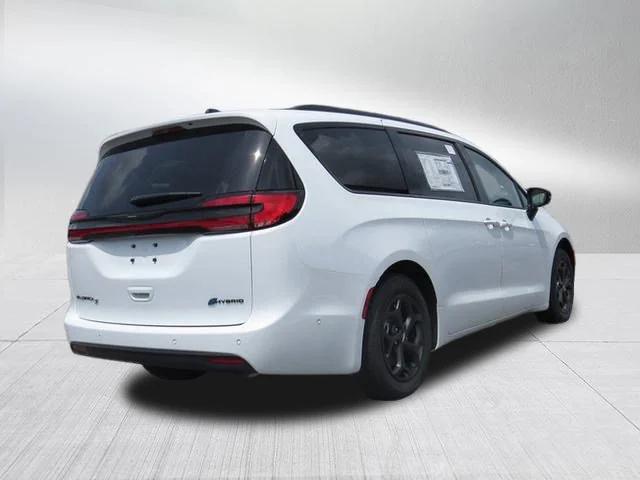 2024 Chrysler Pacifica Hybrid PACIFICA PLUG-IN HYBRID PREMIUM S APPEARANCE