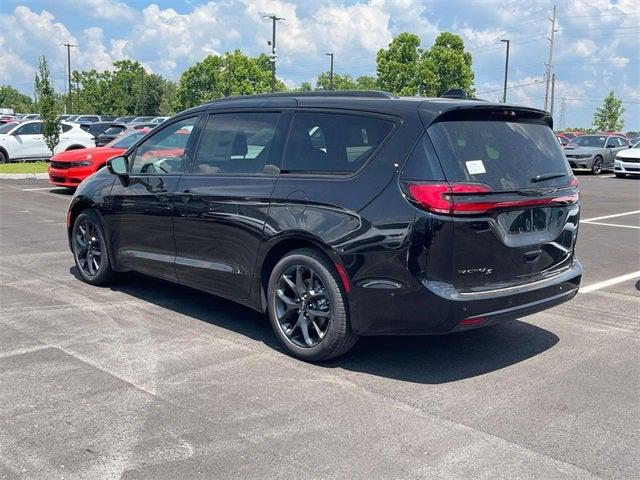 2024 Chrysler Pacifica PACIFICA LIMITED