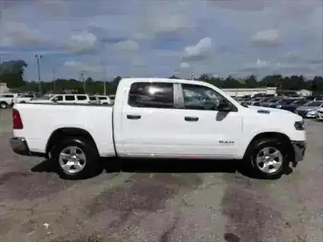 2025 RAM Ram 1500 RAM 1500 BIG HORN CREW CAB 4X2 57 BOX