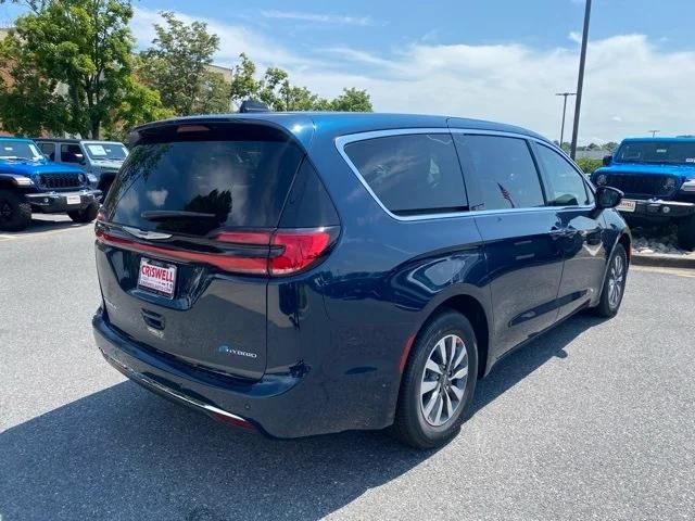 2024 Chrysler Pacifica Hybrid PACIFICA PLUG-IN HYBRID SELECT