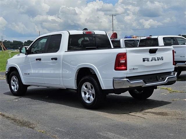 2025 RAM Ram 1500 RAM 1500 LONE STAR QUAD CAB 4X2 64 BOX