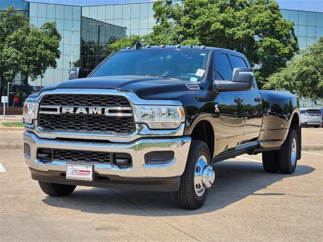 2024 RAM Ram 3500 RAM 3500 TRADESMAN CREW CAB 4X4 8 BOX