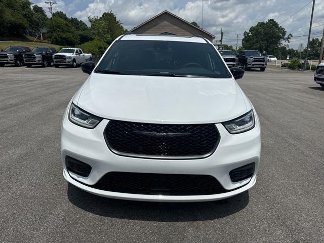 2024 Chrysler Pacifica Hybrid PACIFICA PLUG-IN HYBRID PREMIUM S APPEARANCE