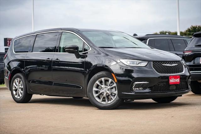 2024 Chrysler Pacifica PACIFICA TOURING L AWD