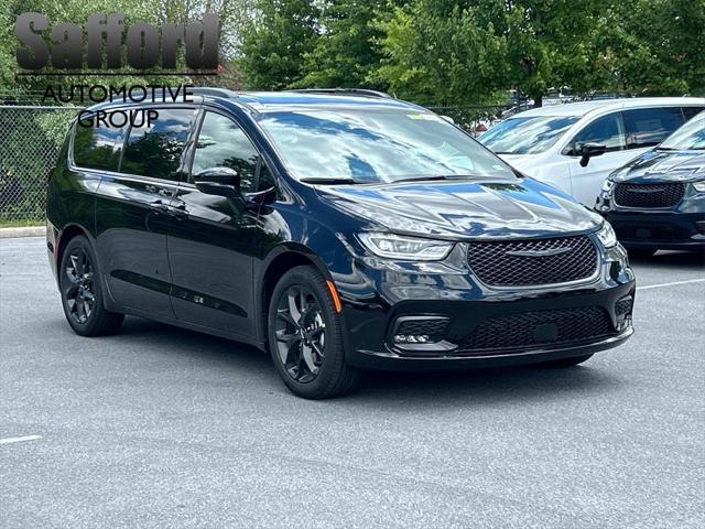 2024 Chrysler Pacifica PACIFICA LIMITED