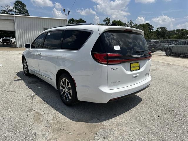 2024 Chrysler Pacifica Hybrid PACIFICA PLUG-IN HYBRID PINNACLE