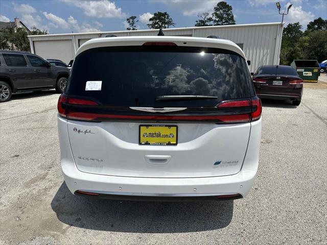 2024 Chrysler Pacifica Hybrid PACIFICA PLUG-IN HYBRID PINNACLE