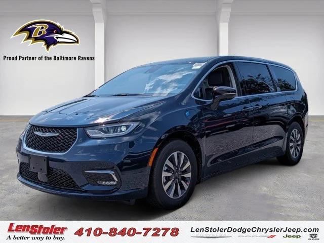 2024 Chrysler Pacifica Hybrid PACIFICA PLUG-IN HYBRID SELECT