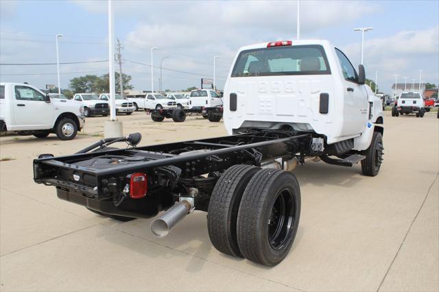 2024 Chevrolet Silverado 6500HD 1WT